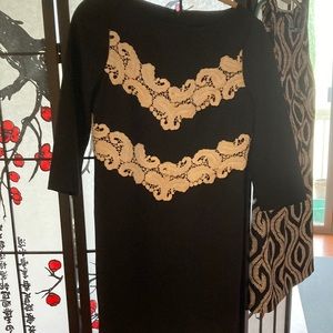 Casual black dress with lining